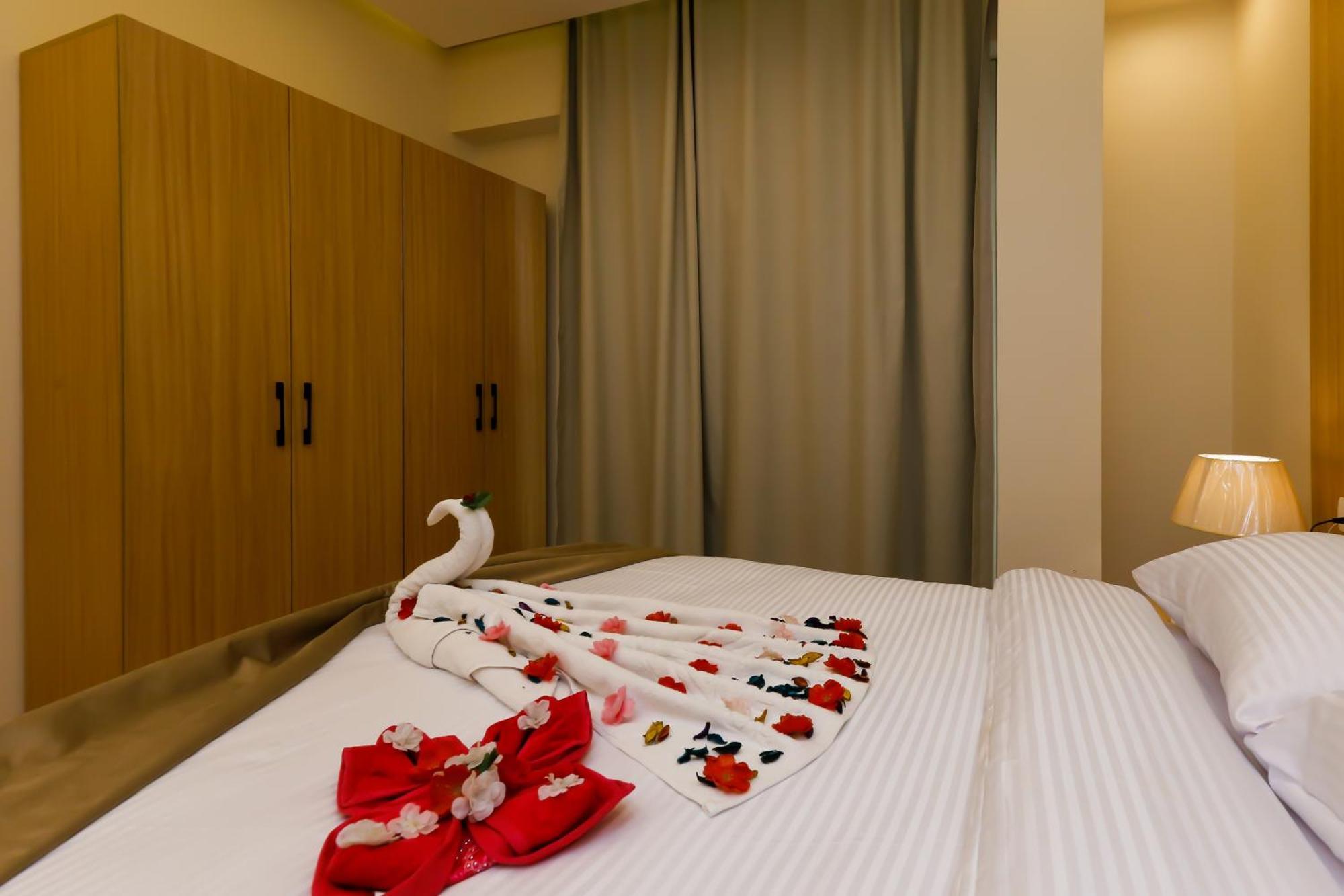 Rizk Pyramids View Hotel Kafret el-Gabal 外观 照片